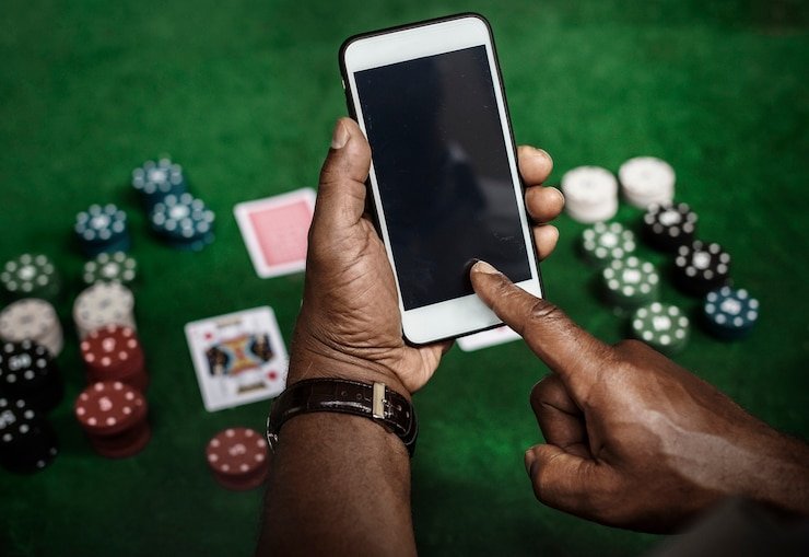 bintang11.net Poker Indonesia Bandar Poker table interface showing live dealer and player seats